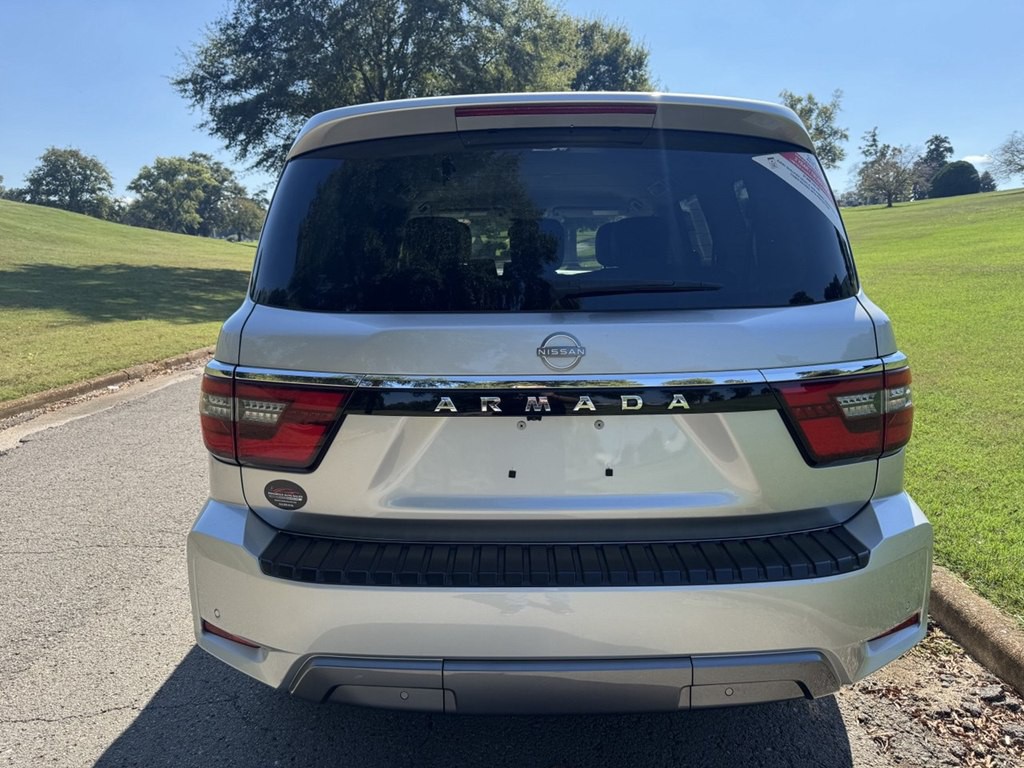 2024 Nissan Armada Image 5