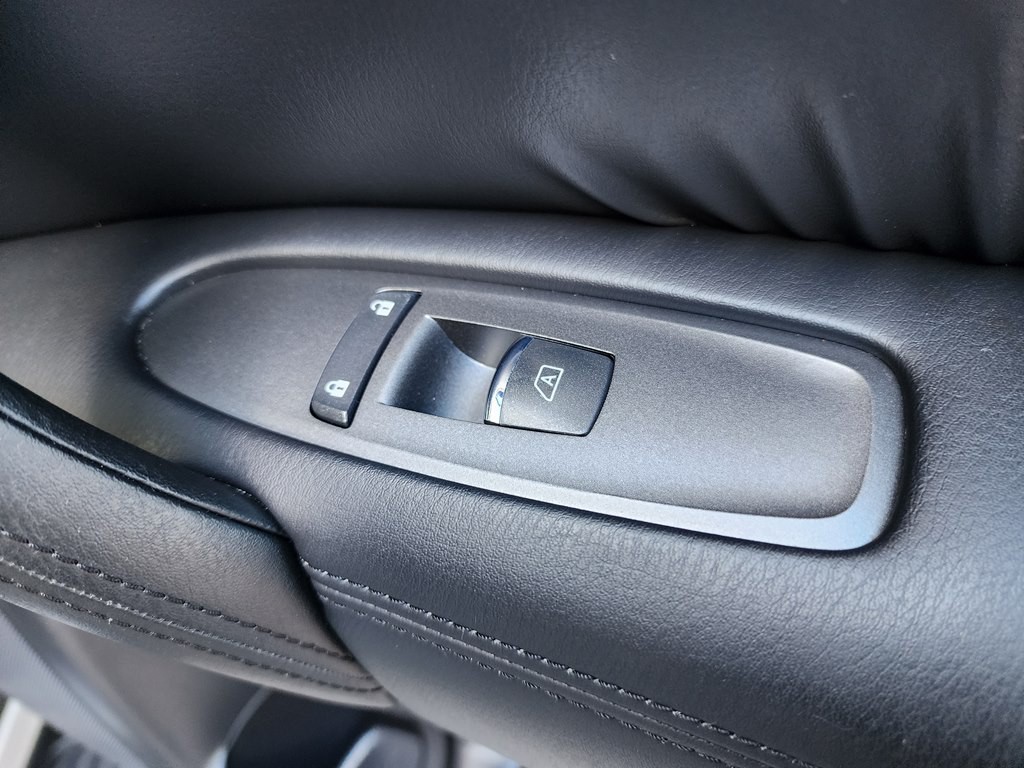 2024 Nissan Armada Image 36