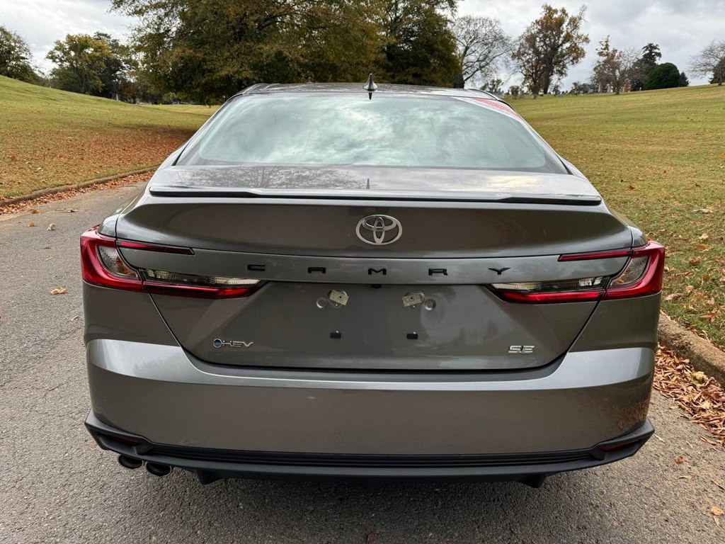 2025 Toyota Camry Image 4
