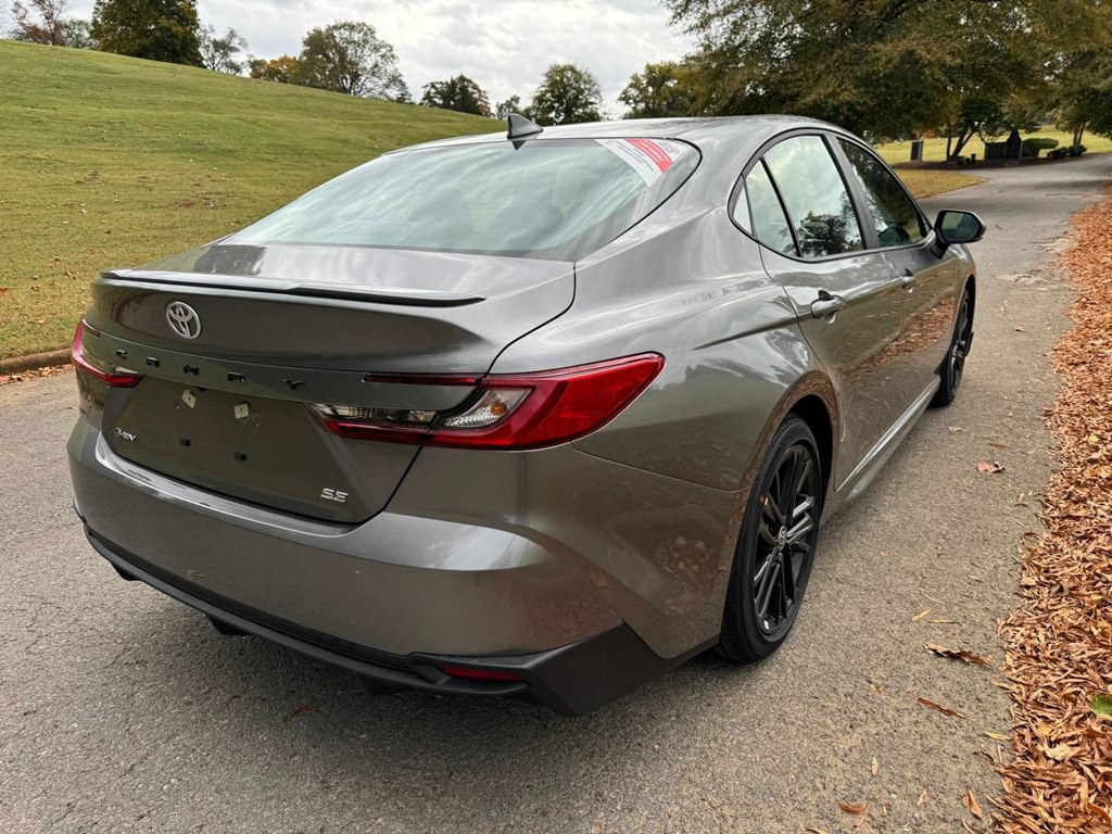 2025 Toyota Camry Image 5