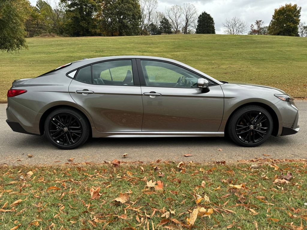 2025 Toyota Camry Image 6