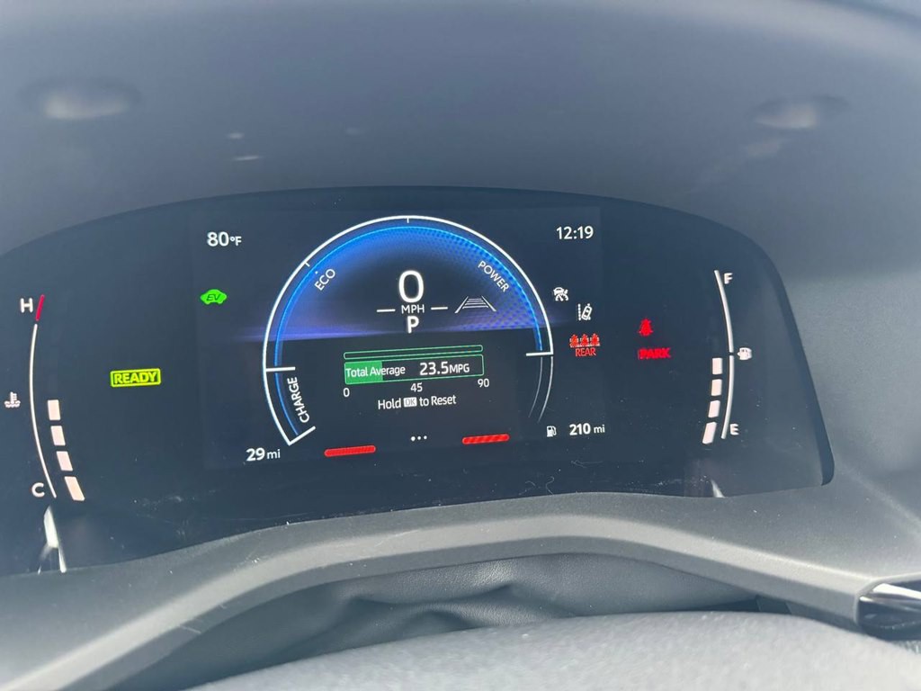2025 Toyota Camry Image 13