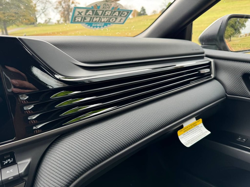 2025 Toyota Camry Image 14