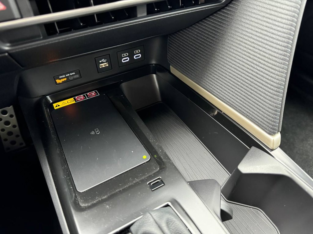 2025 Toyota Camry Image 15