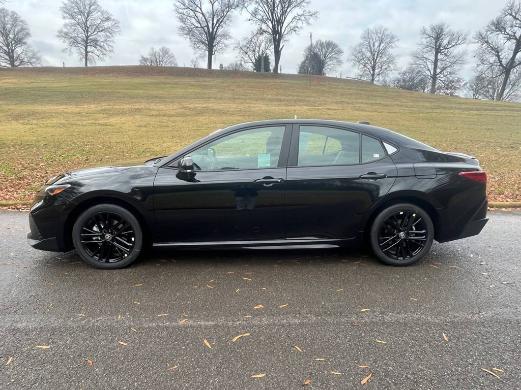 2025 Toyota Camry Image 6