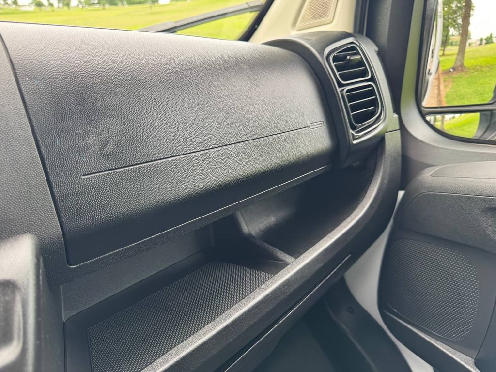 2023 RAM Promaster Image 47
