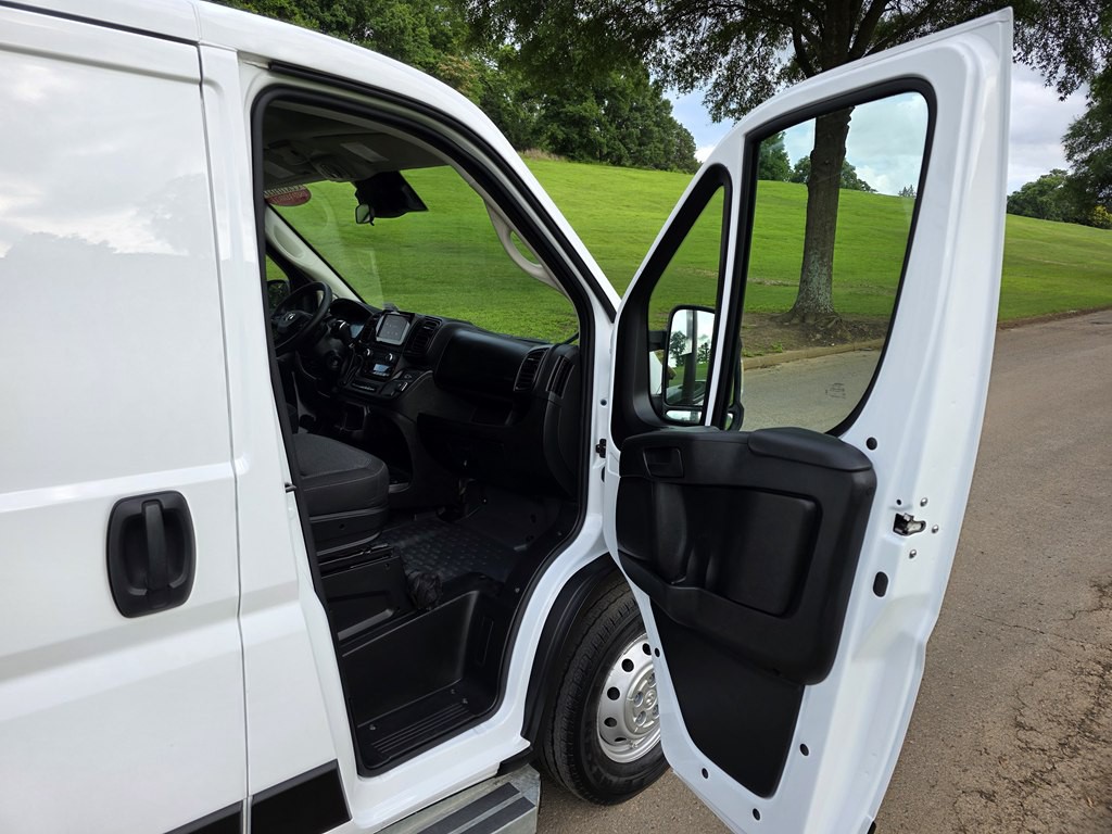 2023 RAM Promaster Image 11