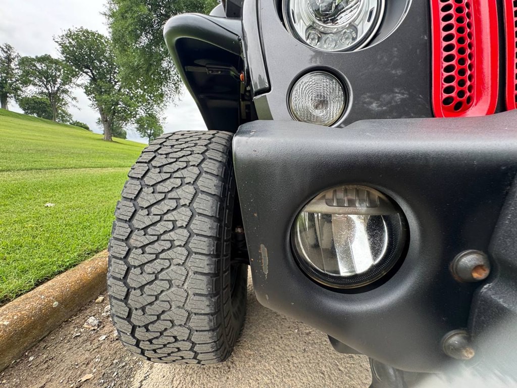 2017 Jeep Wrangler Unlimited Image 32