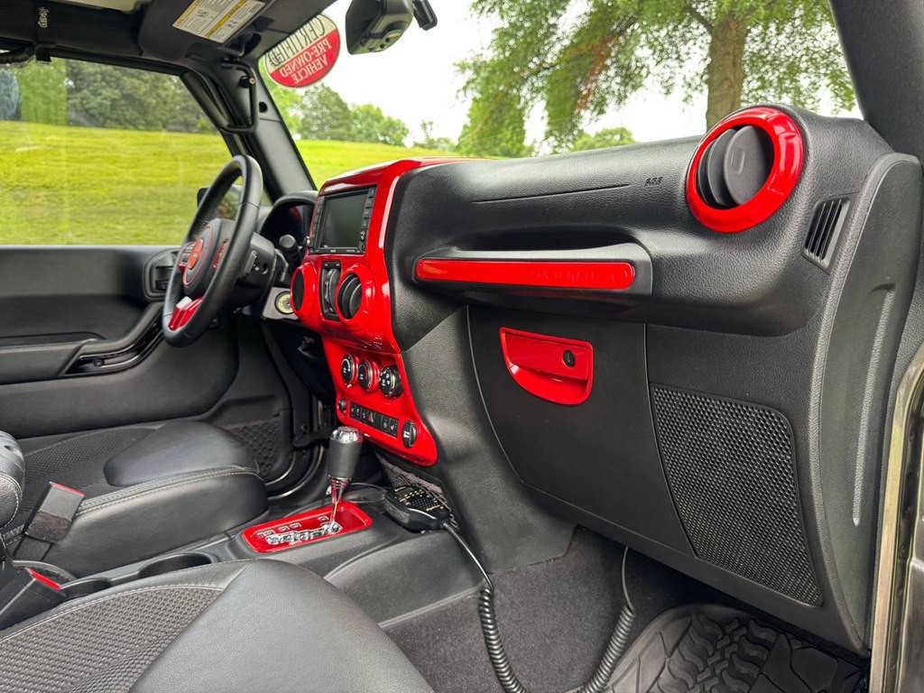 2017 Jeep Wrangler Unlimited Image 37