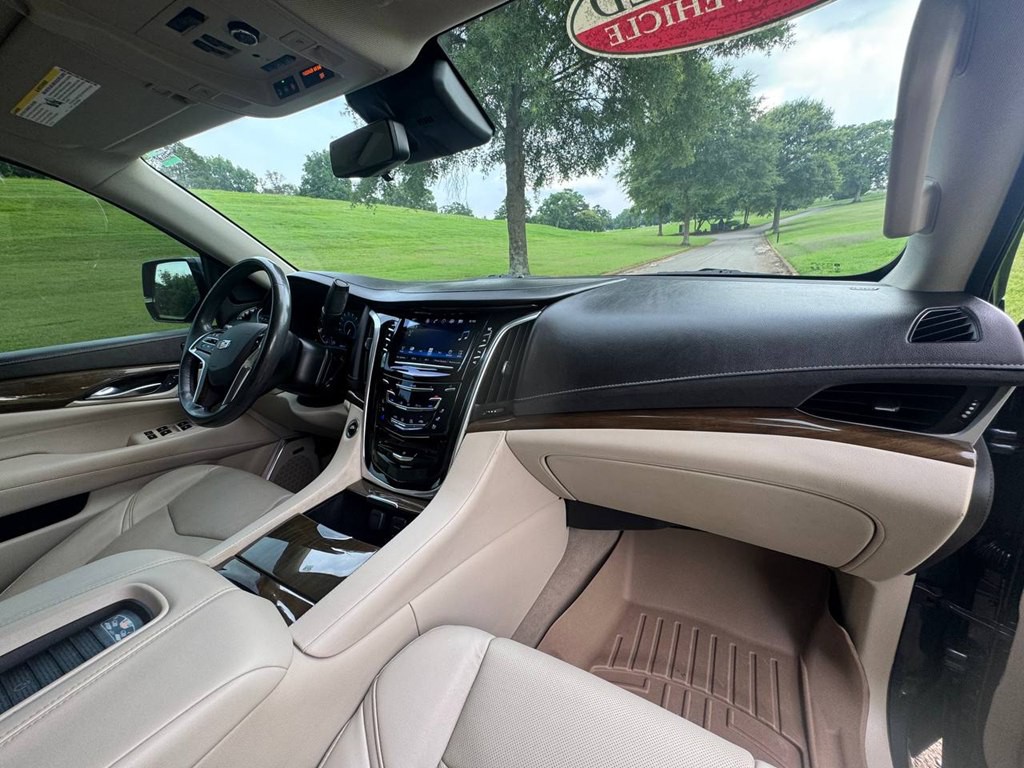 2020 Cadillac Escalade Image 10