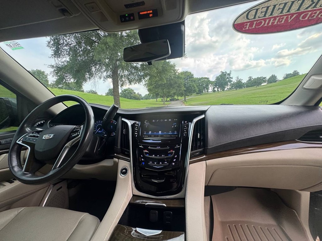2020 Cadillac Escalade Image 11