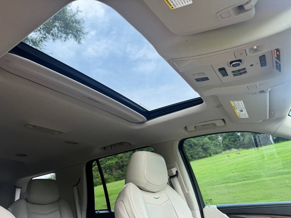 2020 Cadillac Escalade Image 12