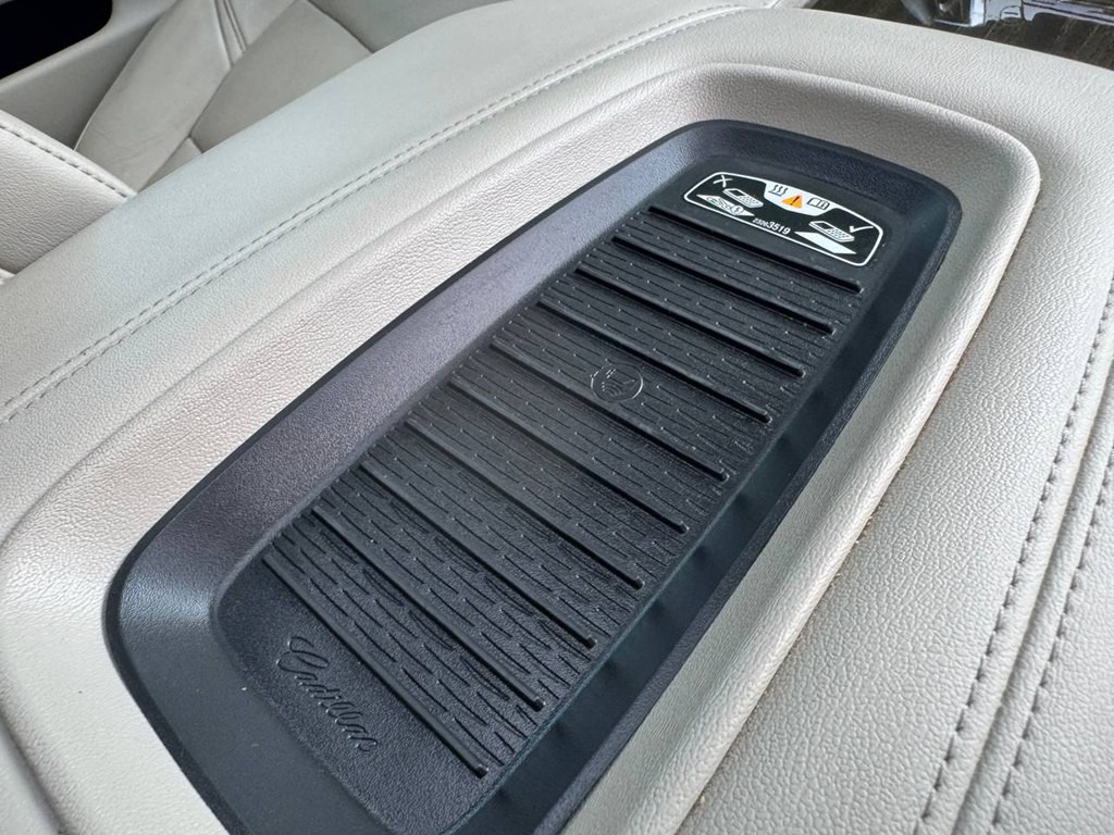2020 Cadillac Escalade Image 13