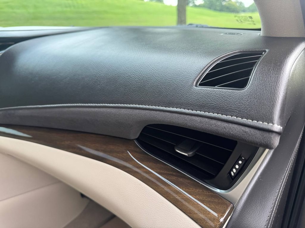 2020 Cadillac Escalade Image 16