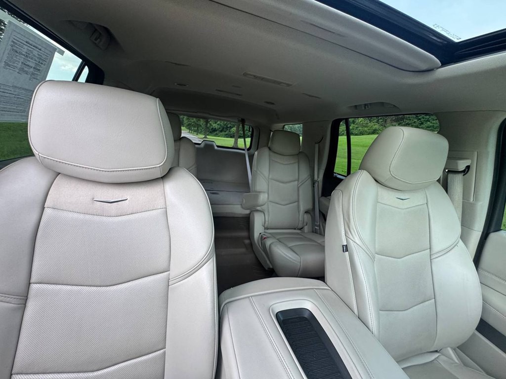 2020 Cadillac Escalade Image 17