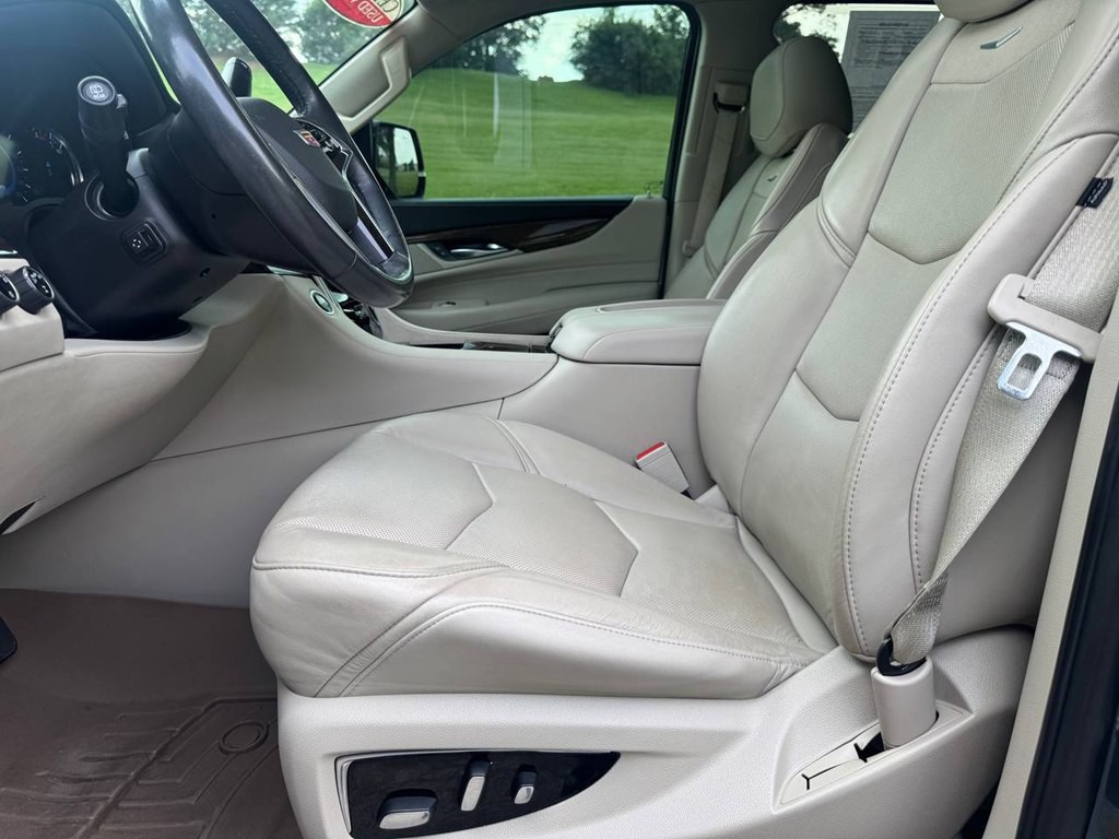 2020 Cadillac Escalade Image 22