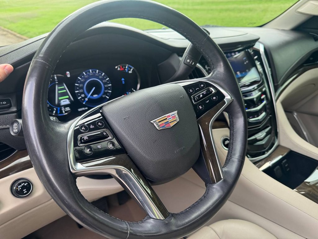2020 Cadillac Escalade Image 30