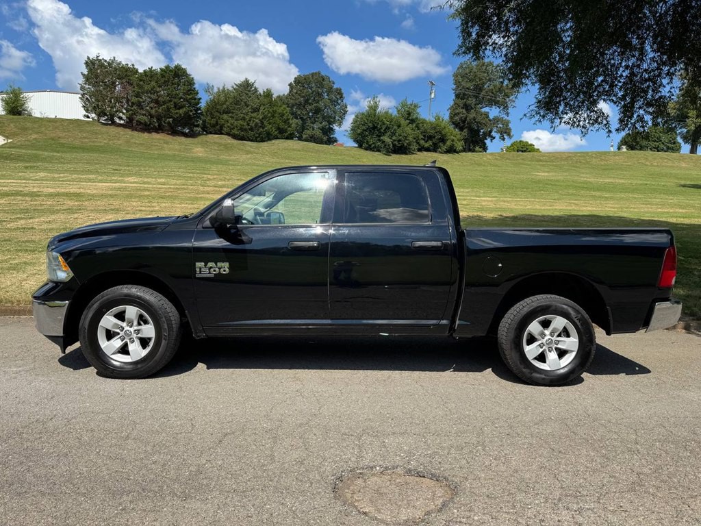 2023 RAM 1500 Image 3
