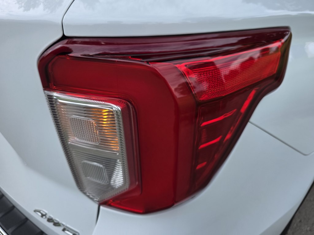 2023 Ford Explorer Image 60