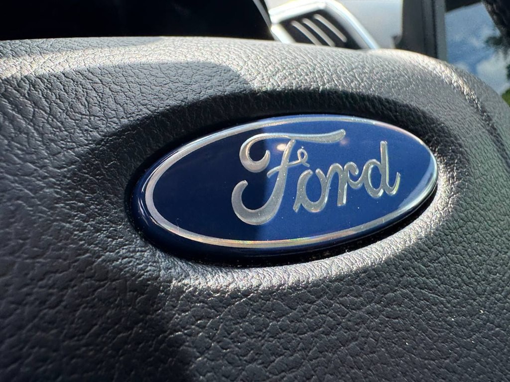 2024 Ford Edge Image 32
