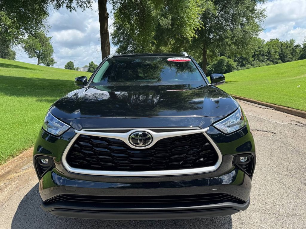 2022 Toyota Highlander Image 9
