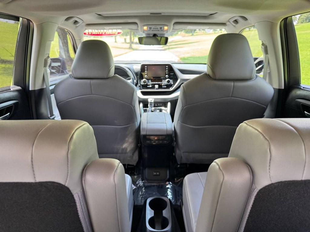 2022 Toyota Highlander Image 21