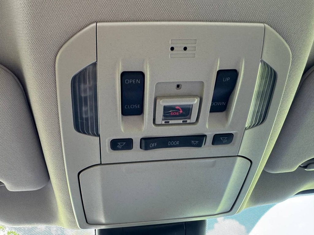 2022 Toyota Highlander Image 39