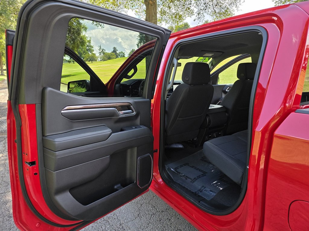 2023 Chevrolet Silverado 1500 Image 13