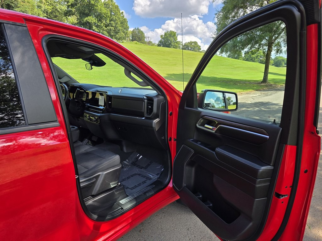 2023 Chevrolet Silverado 1500 Image 14