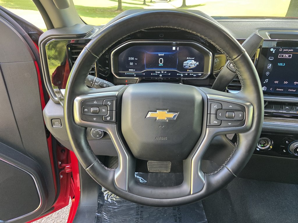 2023 Chevrolet Silverado 1500 Image 17