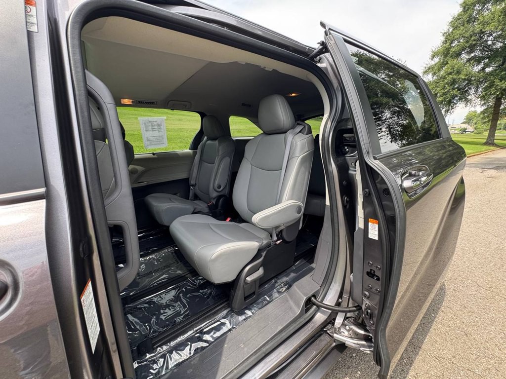 2022 Toyota Sienna Image 22