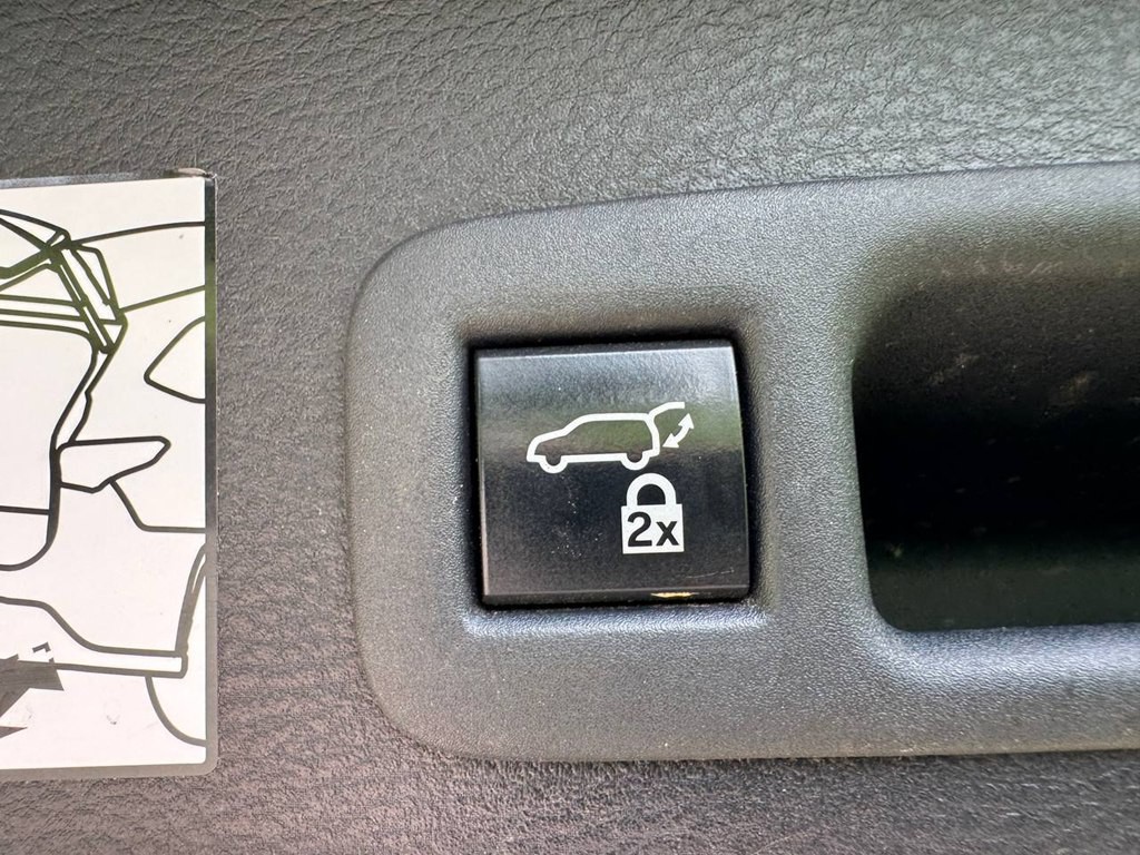 2022 Toyota Sienna Image 38