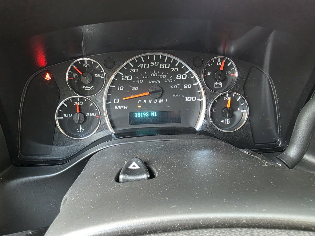 2023 GMC Savana Image 18