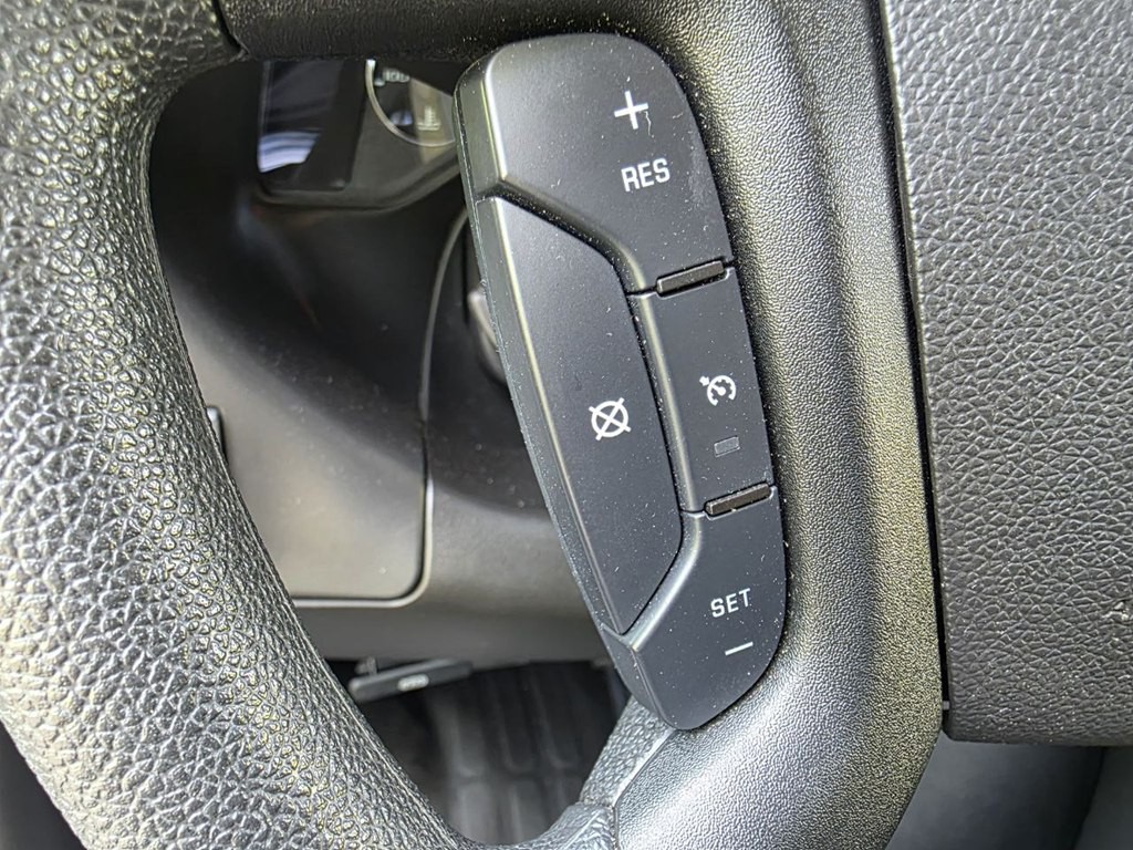 2023 GMC Savana Image 14