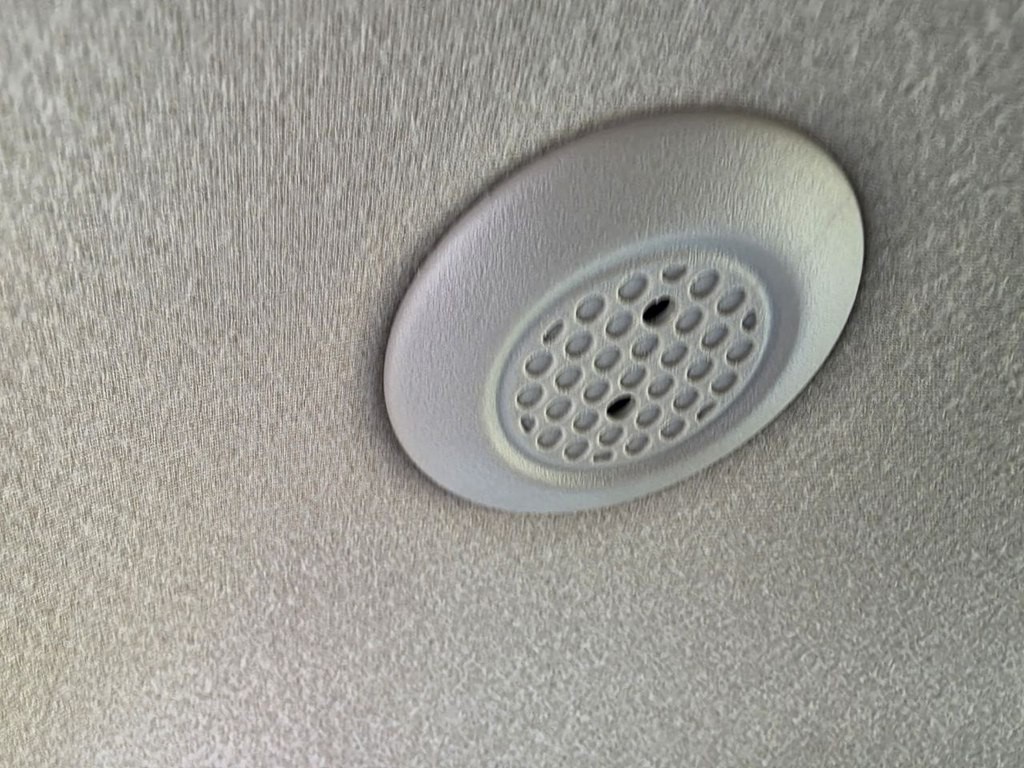 2023 GMC Savana Image 27