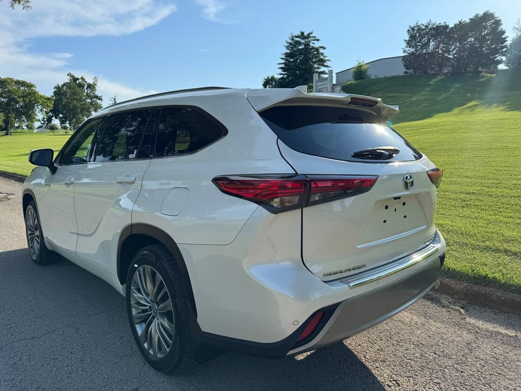 2020 Toyota Highlander Image 4