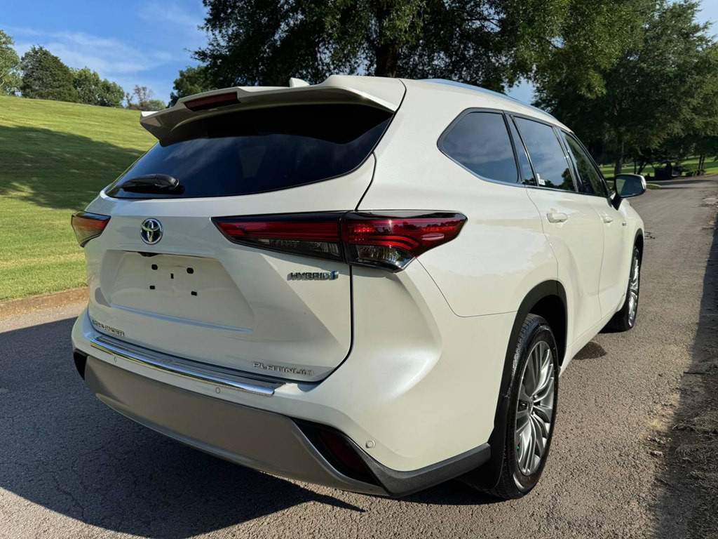 2020 Toyota Highlander Image 6