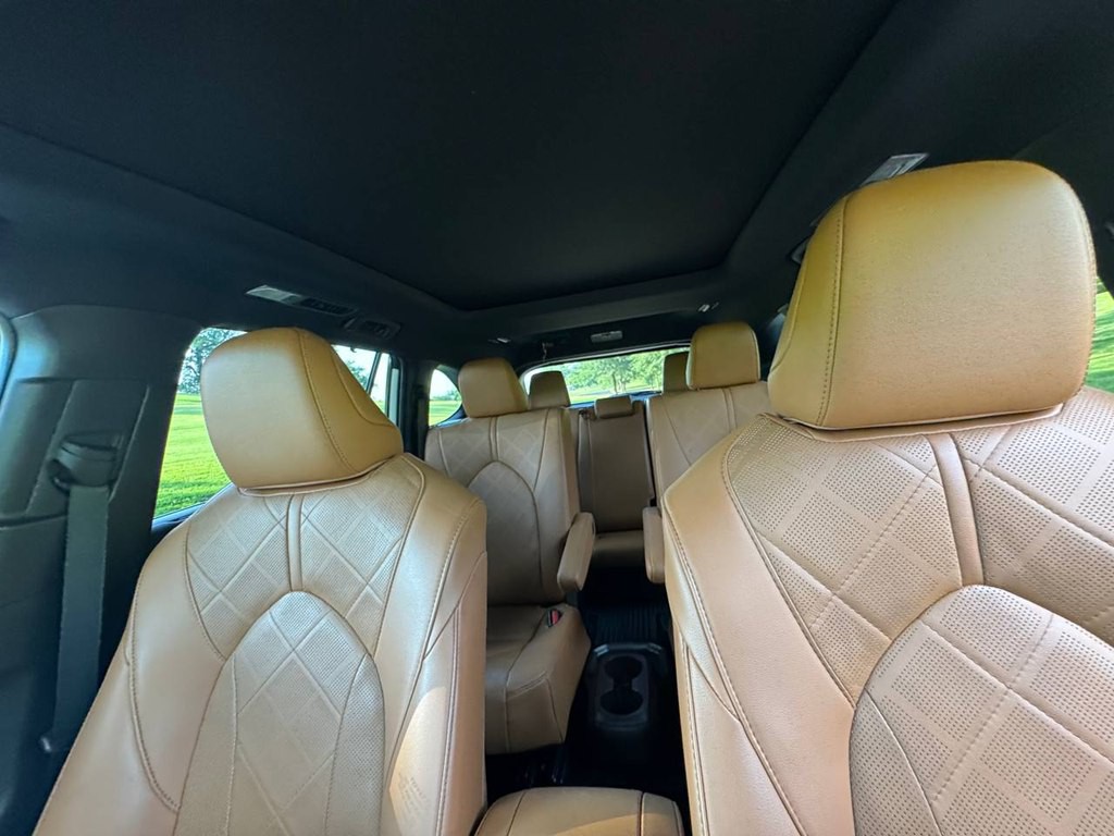 2020 Toyota Highlander Image 16