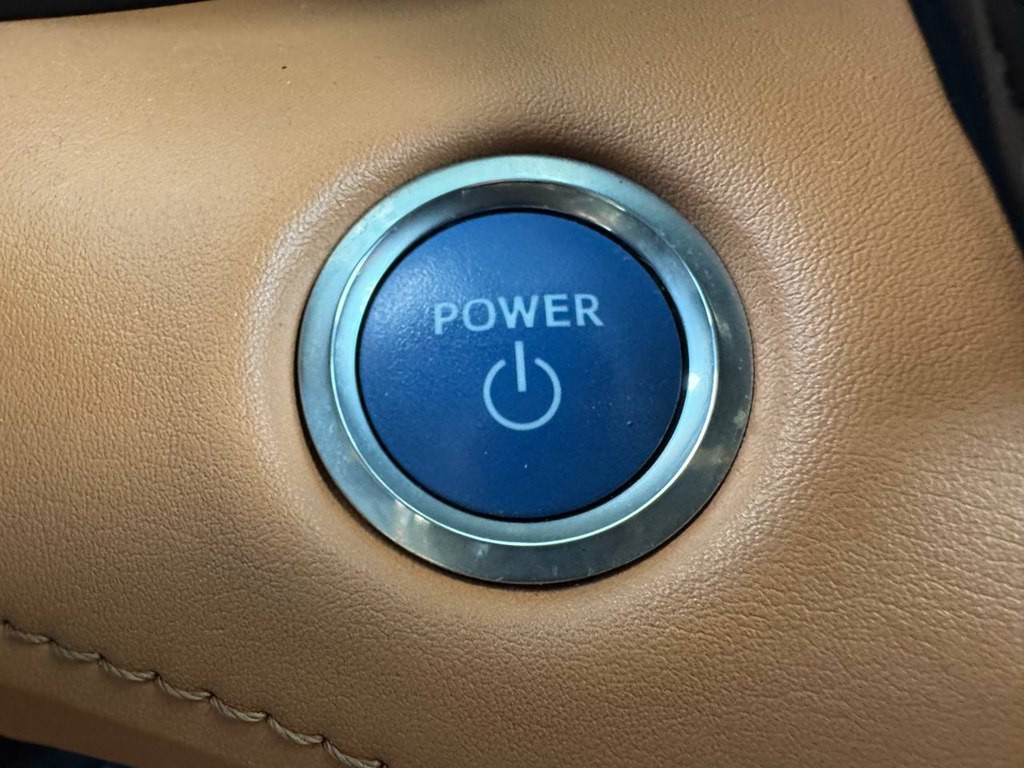 2020 Toyota Highlander Image 32