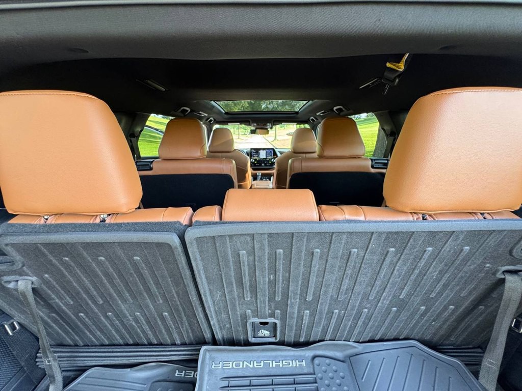 2020 Toyota Highlander Image 43