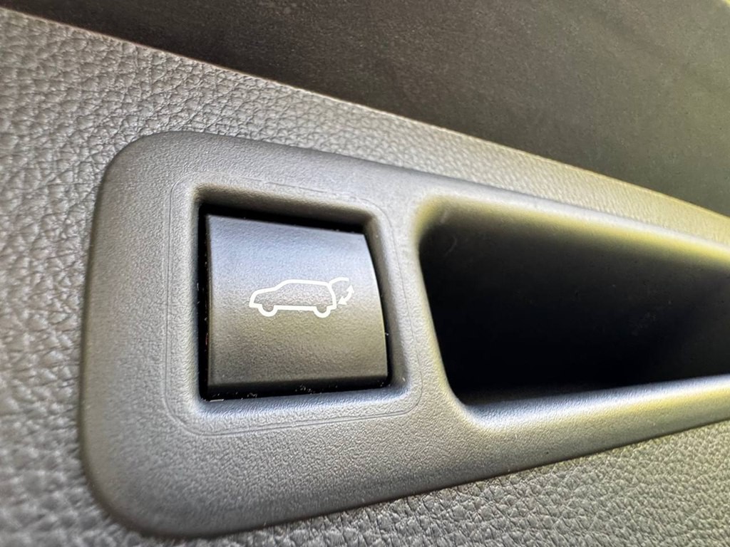 2020 Toyota Highlander Image 49
