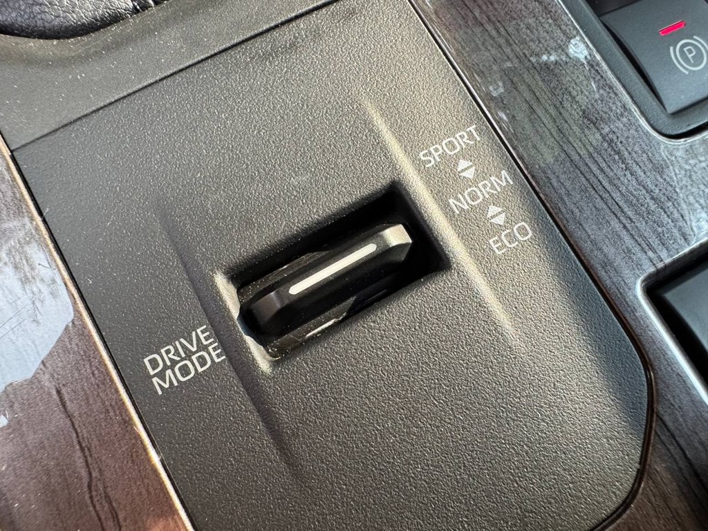2020 Toyota Highlander Image 59