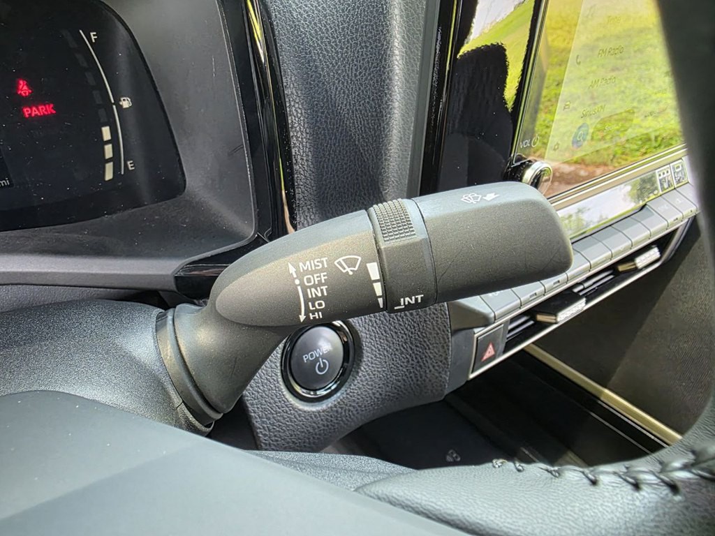 2025 Toyota Camry Image 19