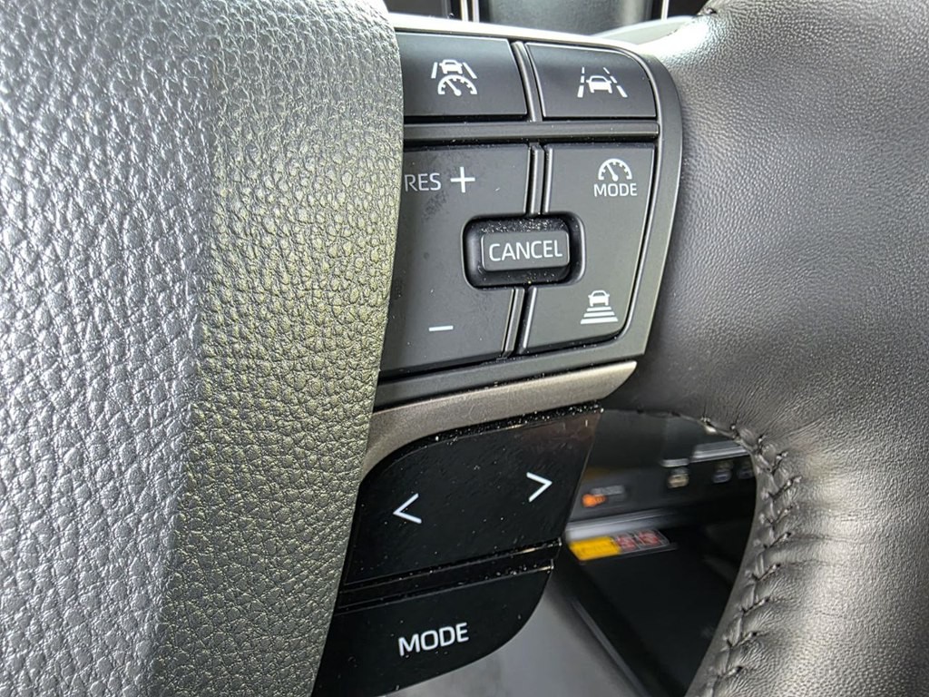 2025 Toyota Camry Image 22