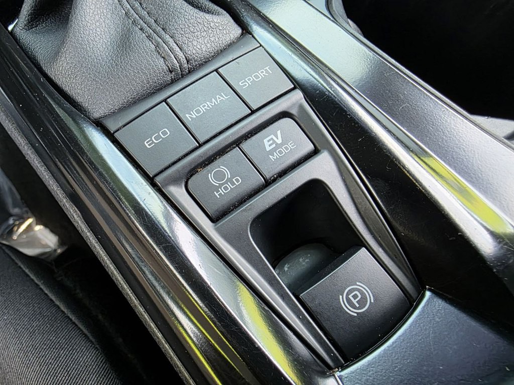 2025 Toyota Camry Image 27