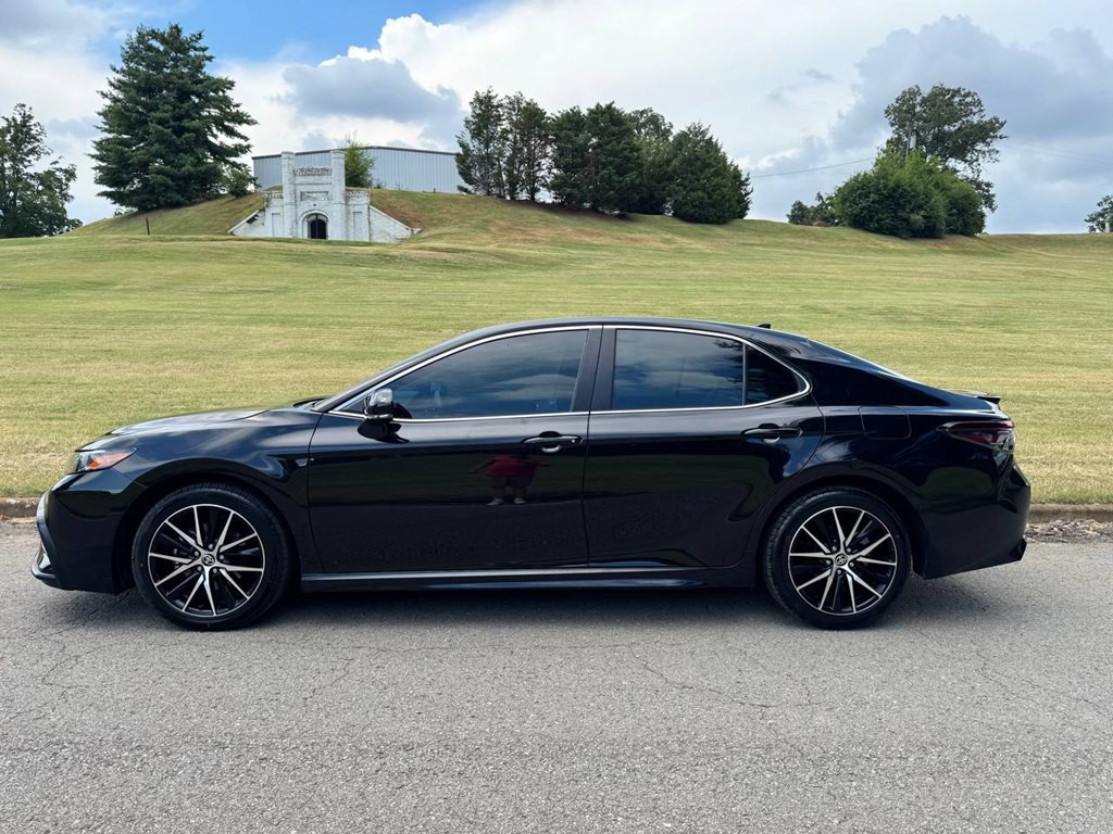 2024 Toyota Camry Image 3