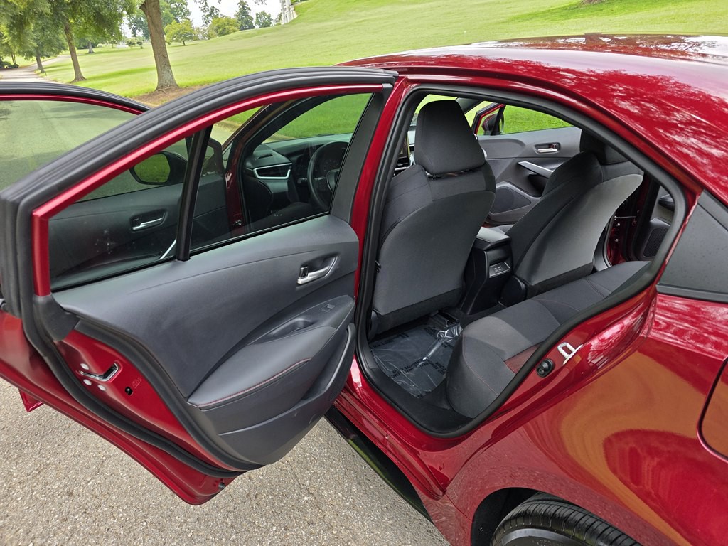 2025 Toyota Corolla Image 12