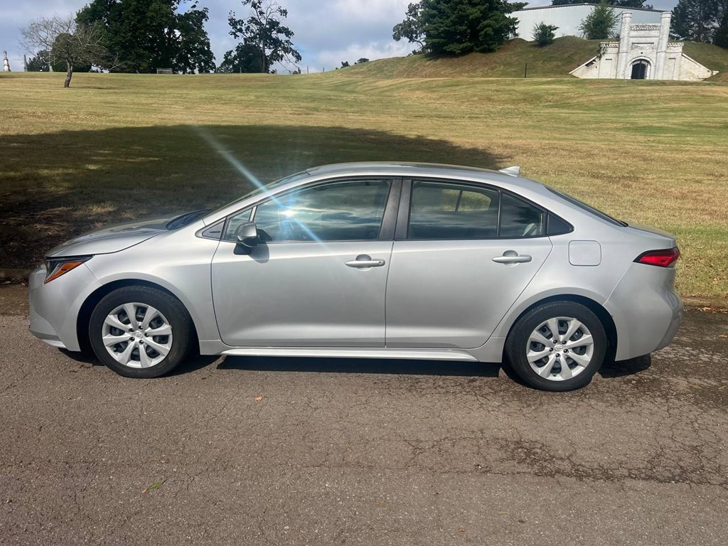 2021 Toyota Corolla Image 3