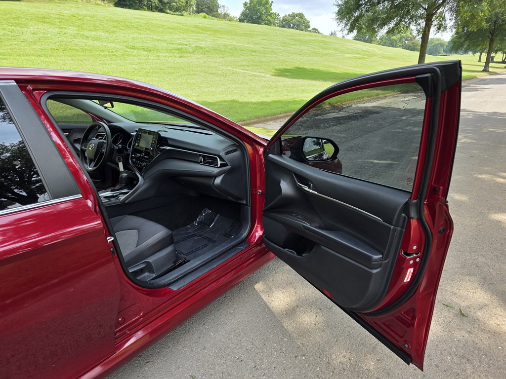 2021 Toyota Camry Image 13