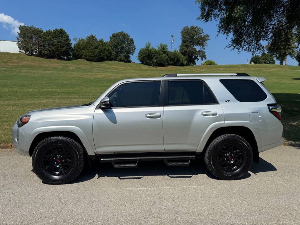 2022 Toyota 4Runner Image 3